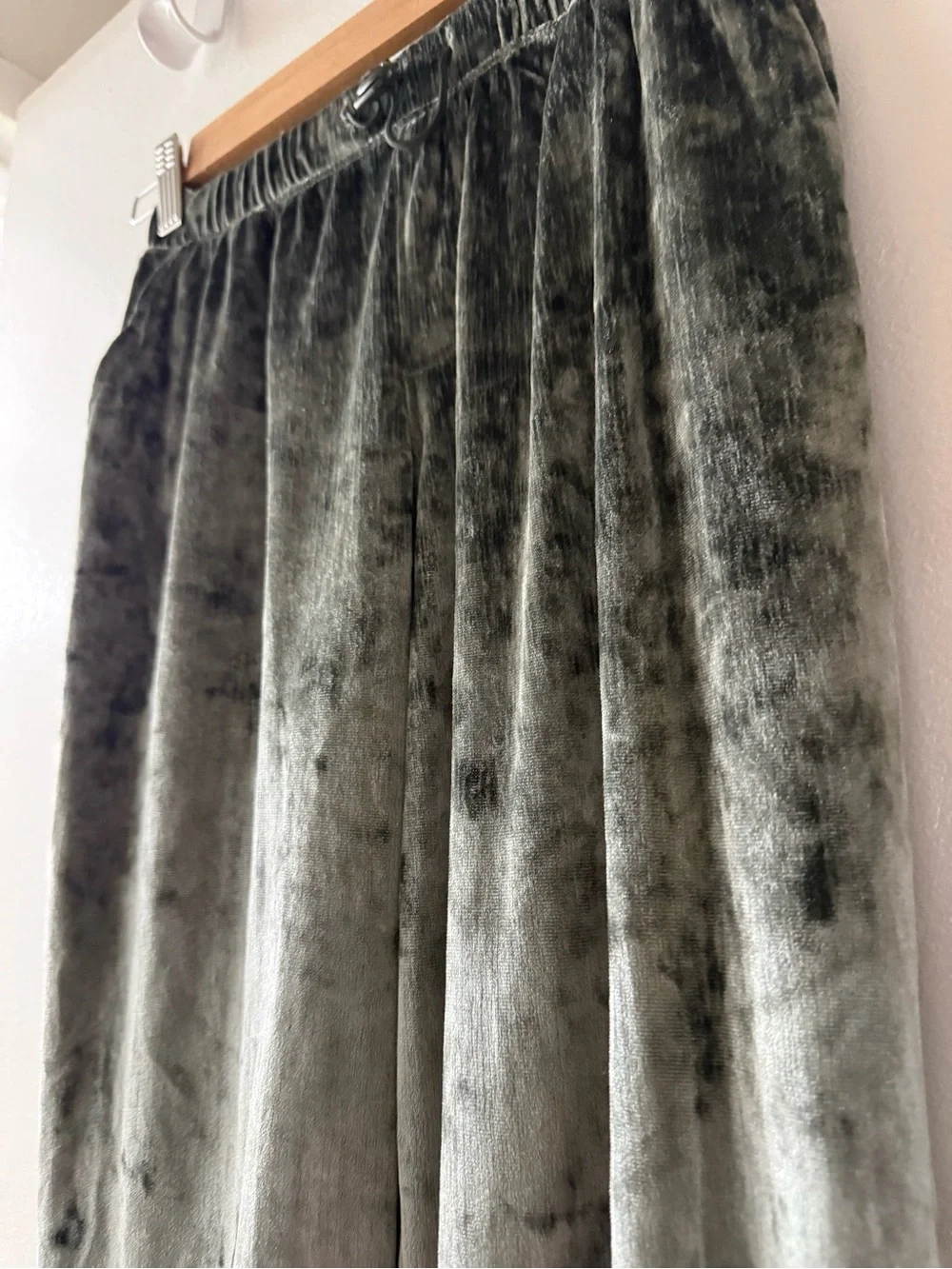 GAP Kids Velvet Joggers in Sage Green